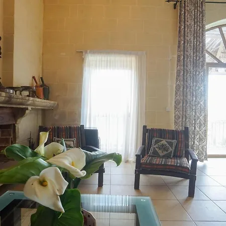 בית נופש Valley Views Holiday Xagħra